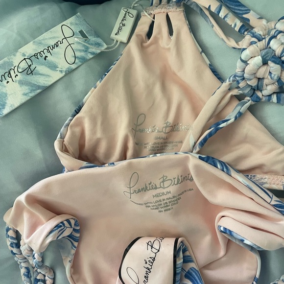 FRANKIES BIKINIS SET - Picture 3 of 5